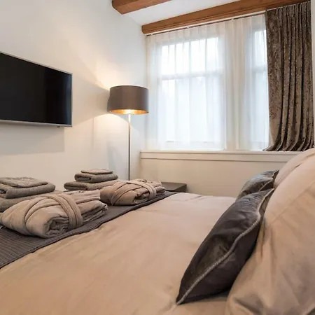 Bed & Breakfast Canal Dream *
